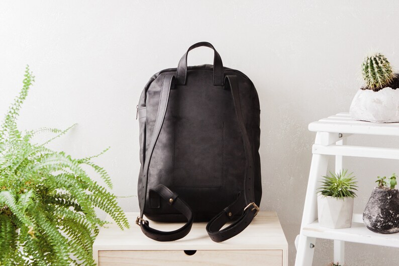 Personalized man leather backpack