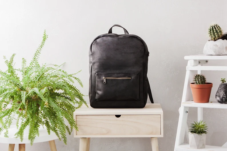 Personalized man leather backpack